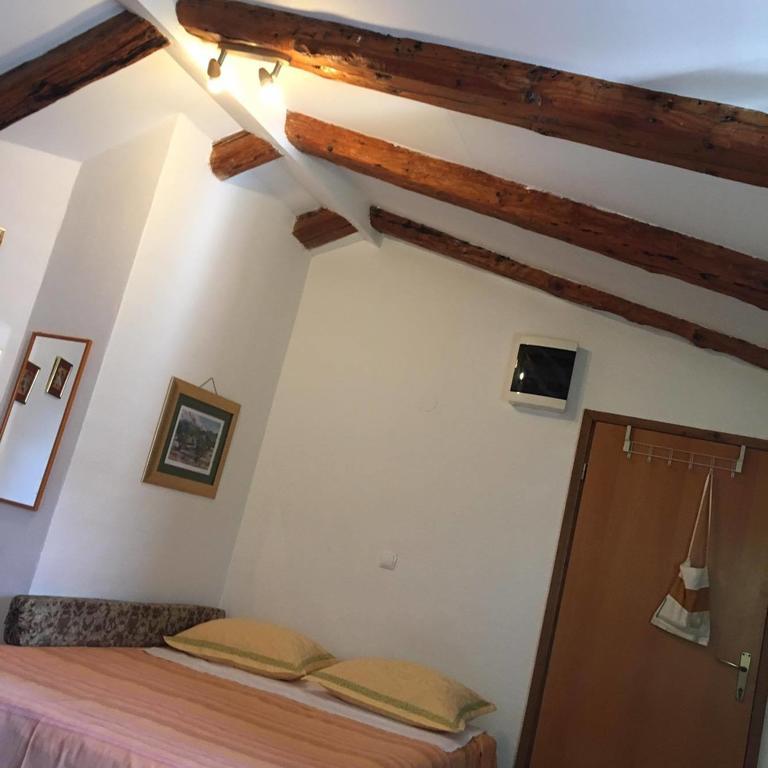 Apartment Dimitrijevic Makarska Bagian luar foto
